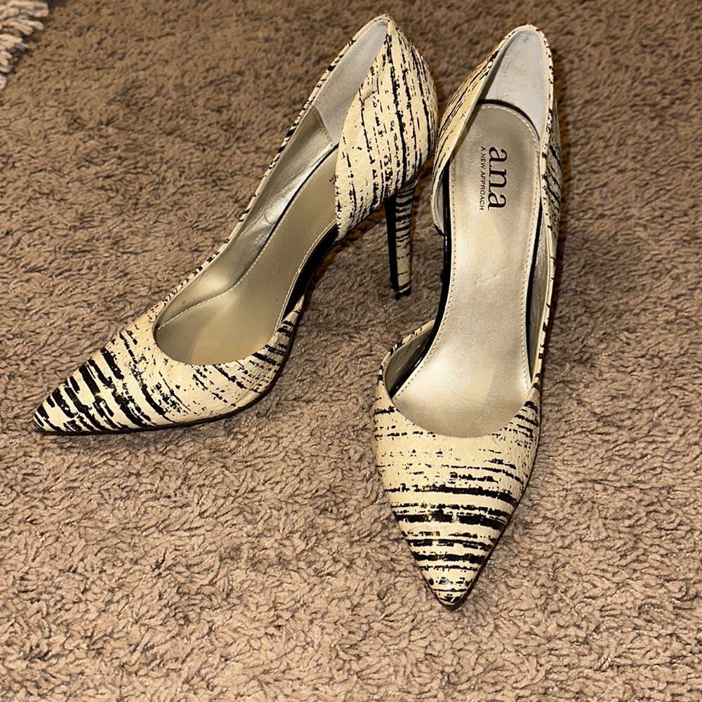 a.n.a Black and Cream Heels